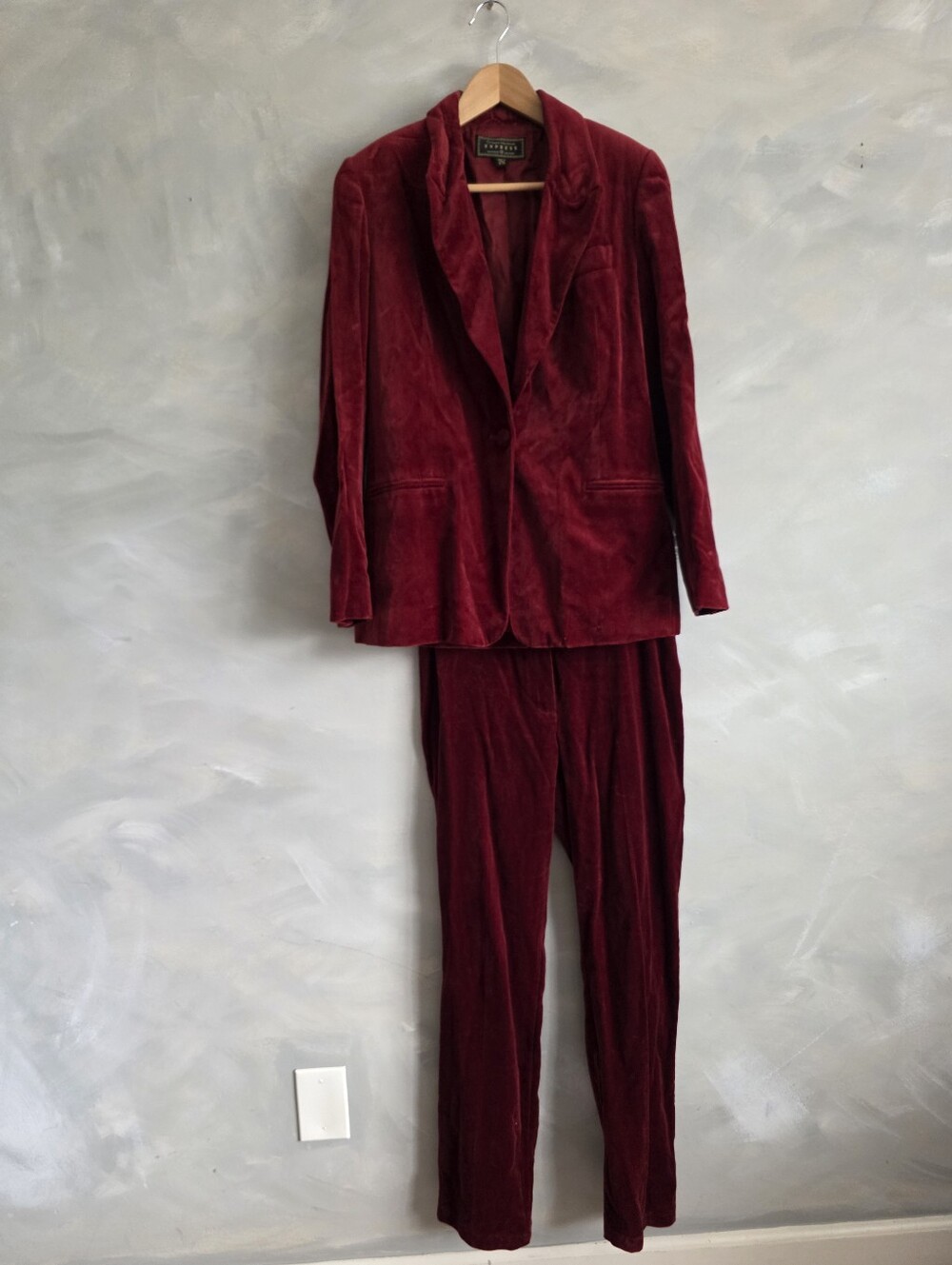 Vtg 90s Compagnie Internationale EXPRESS Red Velvet 2-Piece Pantsuit Set Sz 9/10